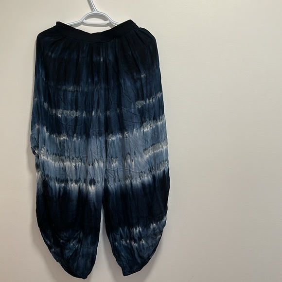 Tie-dye harem style pants. - Picture 4 of 6